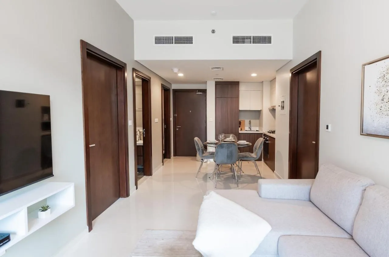 Apartment Relaxing 2Br At Vera Residences Dubai
