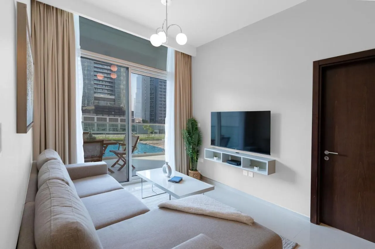Relaxing 2Br At Vera Residences Dubai