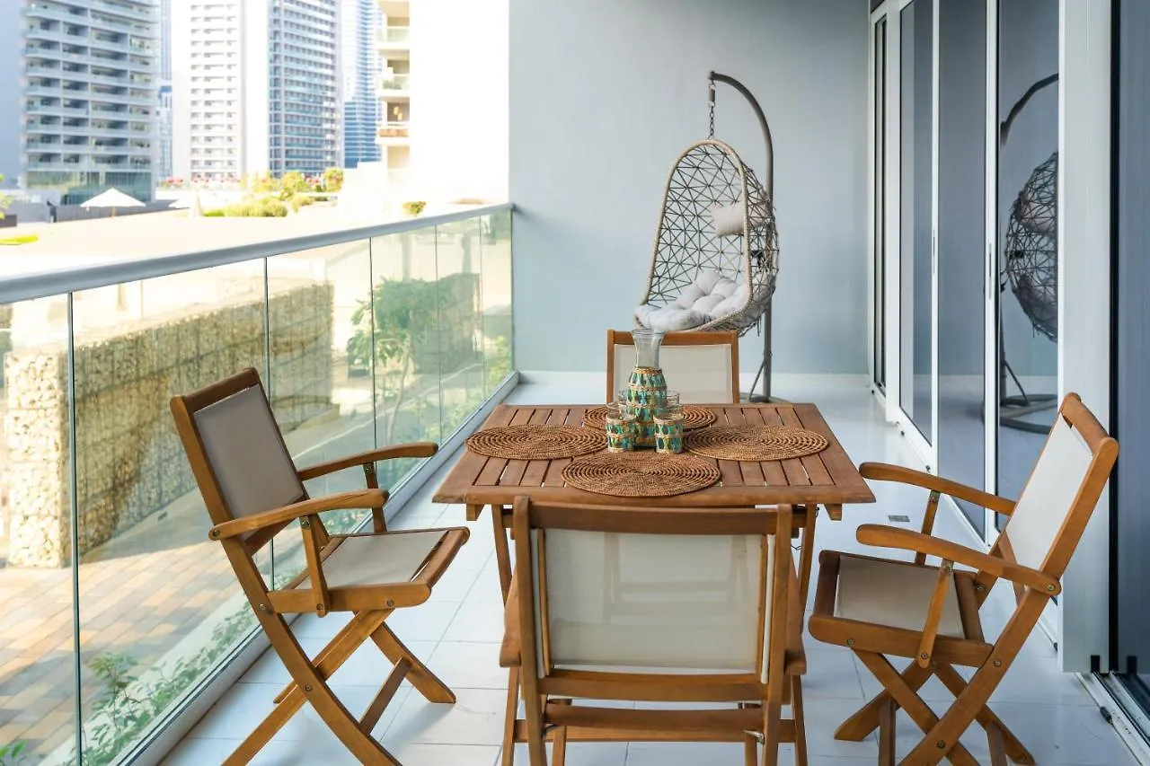 Relaxing 2Br At Vera Residences Dubai Apartment