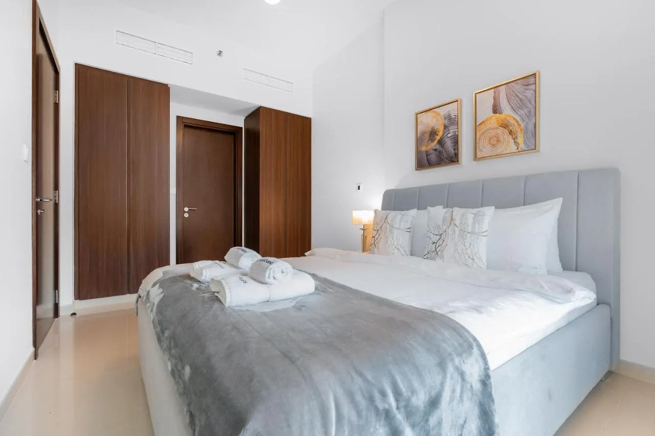 Relaxing 2Br At Vera Residences Dubai United Arab Emirates