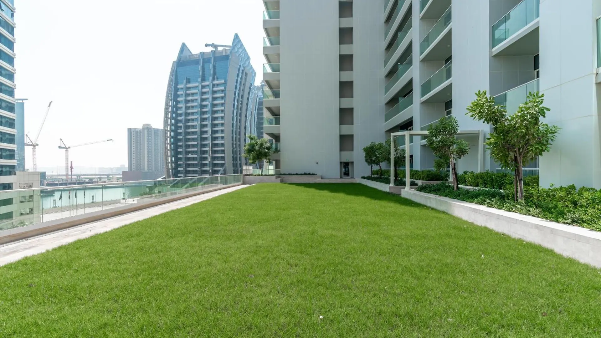 Apartment Relaxing 2Br At Vera Residences Dubai